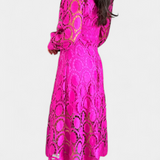 Vestido Midi de Encaje Bordado con Cuello Alto