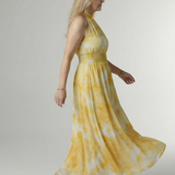 Vestido Midi Halter con Cintura Fruncida