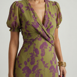 Vestido Midi Floral Cruzado de Manga Corta