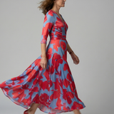Vestido Midi Floral con Escote Cruzado y Manga Tres Cuartos