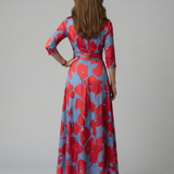 Vestido Midi Floral con Escote Cruzado y Manga Tres Cuartos