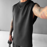Camiseta oversize de tirantes en tejido técnico – Negro