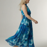 Vestido Midi Halter con Cintura Fruncida
