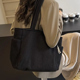 Bolso de Hombro Acanalado con Detalle de Cordón