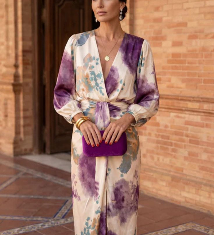 Vestido Clásico de Corte Fluido