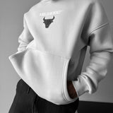 Sudadera oversize con capucha Bull – Gris seta