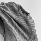 Jersey de estructura a rayas y corte holgado – Gris