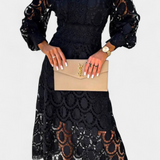 Vestido Midi de Encaje Bordado con Cuello Alto