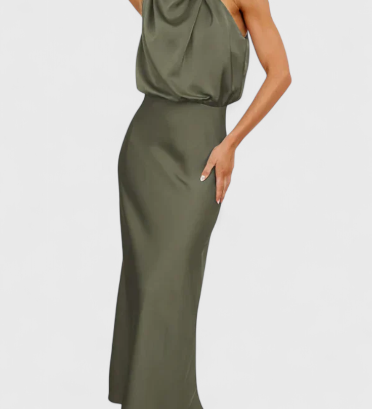 Vestido Elegante de Cuello Halter Drapeado