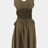 Vestido Midi con Dobladillo de Burbujas y Corsé Ajustado