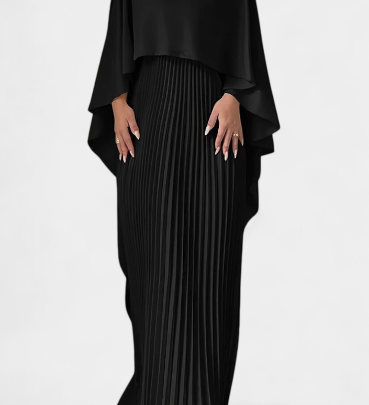 Vestido Maxi de Cuello Alto con Pliegues y Mangas de Volante