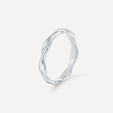 Anillo Curva Moderna