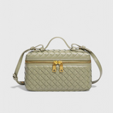 Bolso Mini Tejido con Accesorios Dorados