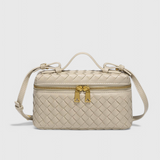 Bolso Mini Tejido con Accesorios Dorados