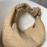 Bolso Mediano Tejido con Detalle de Nudo