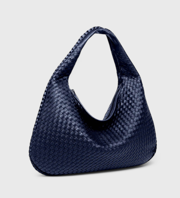Bolso de Hombro Tejido con Herrajes Plateados