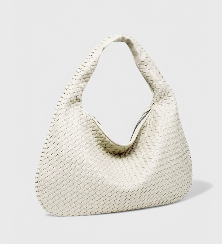 Bolso de Hombro Tejido con Herrajes Plateados