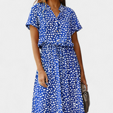 Vestido Midi de Lunares con Cuello Camisero y Cintura Ajustable