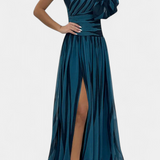 Vestido Maxi Elegante de Rayas con un Solo Hombro