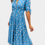 Vestido Midi de Lunares con Escote en V Profundo