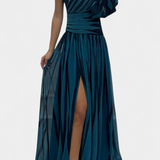 Vestido Maxi Elegante de Rayas con un Solo Hombro