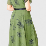 Vestido Midi de Chifón Verde con Corte en A