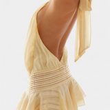 Vestido Mini con Espalda Abierta y Cintura Plisada