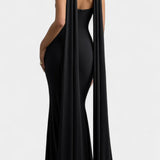 Vestido Maxi con Escote Halter y Corte en Forma de Llave