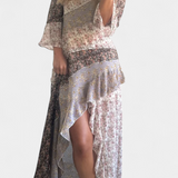 Vestido Largo Floral con Mangas 3/4 y Paneles Volantes