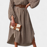 Vestido Rayado con Cinturón y Cuello de Muesca