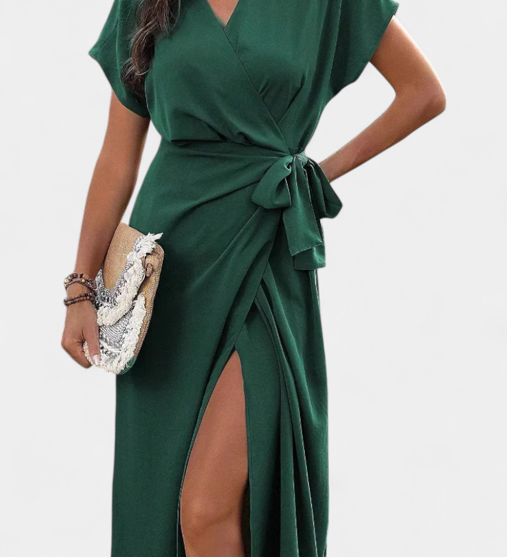 Vestido Cruzado con Cinturón y Abertura Sutil