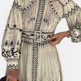 Vestido Maxi con Botones Bordados de Estilo Folk