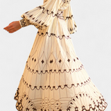 Vestido Maxi con Botones Bordados de Estilo Folk