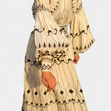 Vestido Maxi con Botones Bordados de Estilo Folk