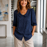 Clotilde™ | Blusa con cuello Peter Pan y bordado floral