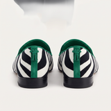 Reina | Mocasines verdes con estampado de cebra