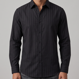 Camisa de rayas finas de corte regular – Negro