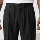 Pantalón de pinzas de corte holgado – Negro