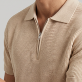 Polo oversize de punto con cremallera – Beige