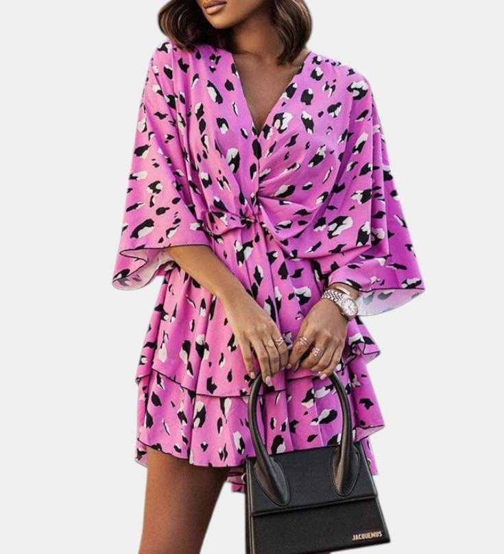 Vestido Mini con Nudo Frontal y Volantes