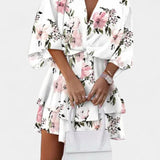 Vestido Mini con Nudo Frontal y Volantes